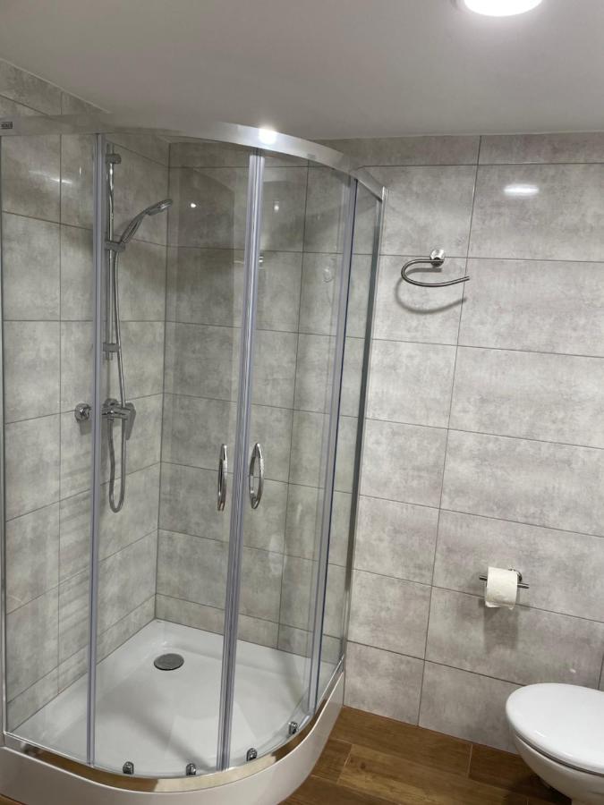 Penzion U Dvoch Levov Oravsky Podzamok Bagian luar foto